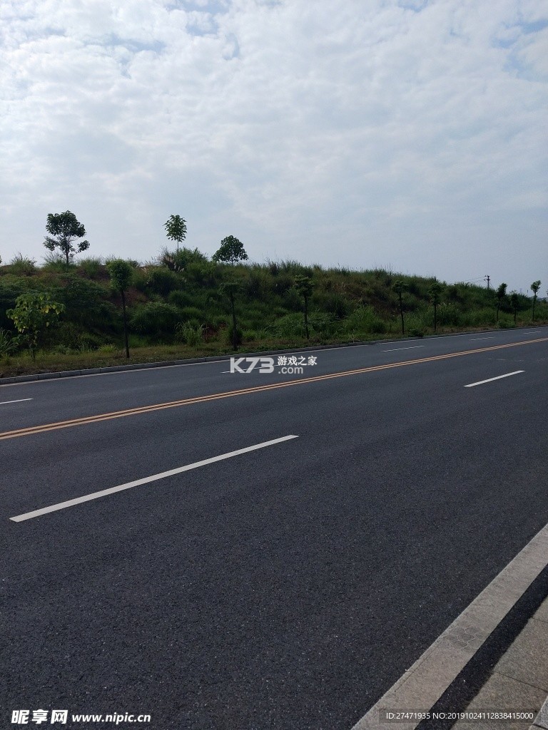 天空过马路拍照技巧与安全注意事项